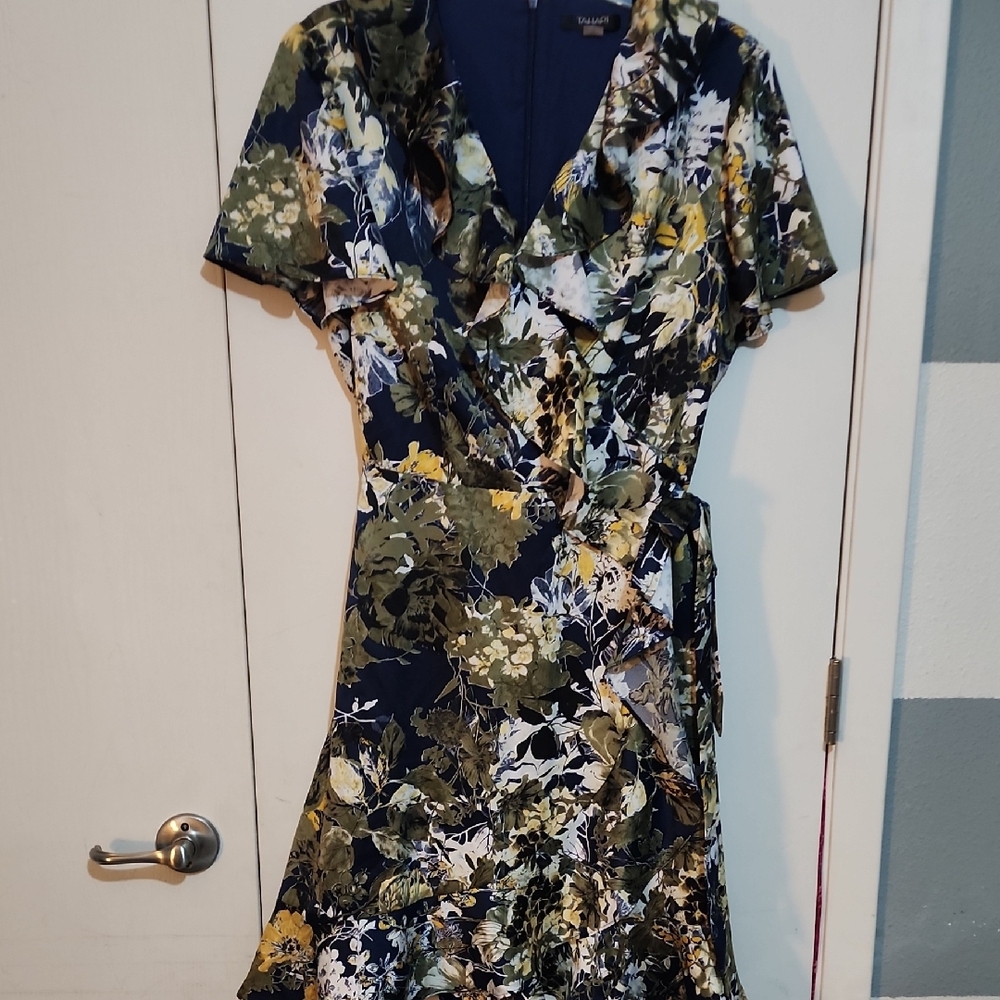 Tahari Blue Floral Midi Dress